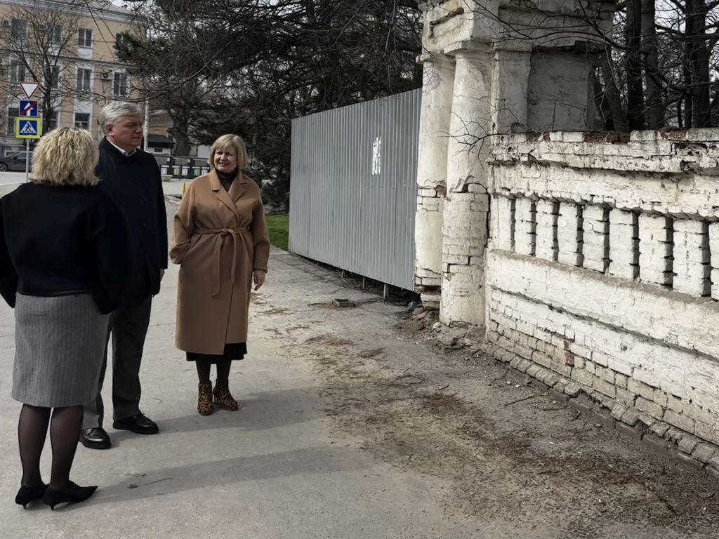 Жители Таганрога помогли финансами в реставрации Александровских ворот - фото 1