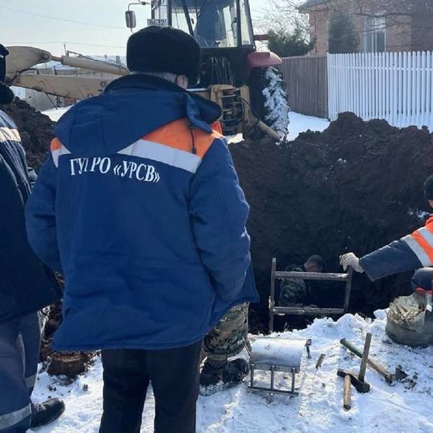 Из-за двух аварий на трубопроводе ограничили водоснабжение в Гукове - фото 1