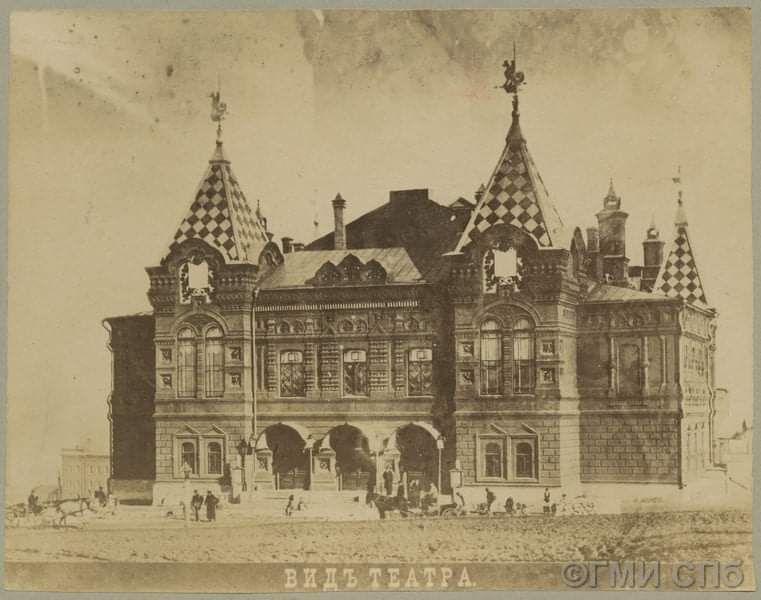 Самарский архитектор Дмитрий Орлов показал фото драмтеатра XIX века