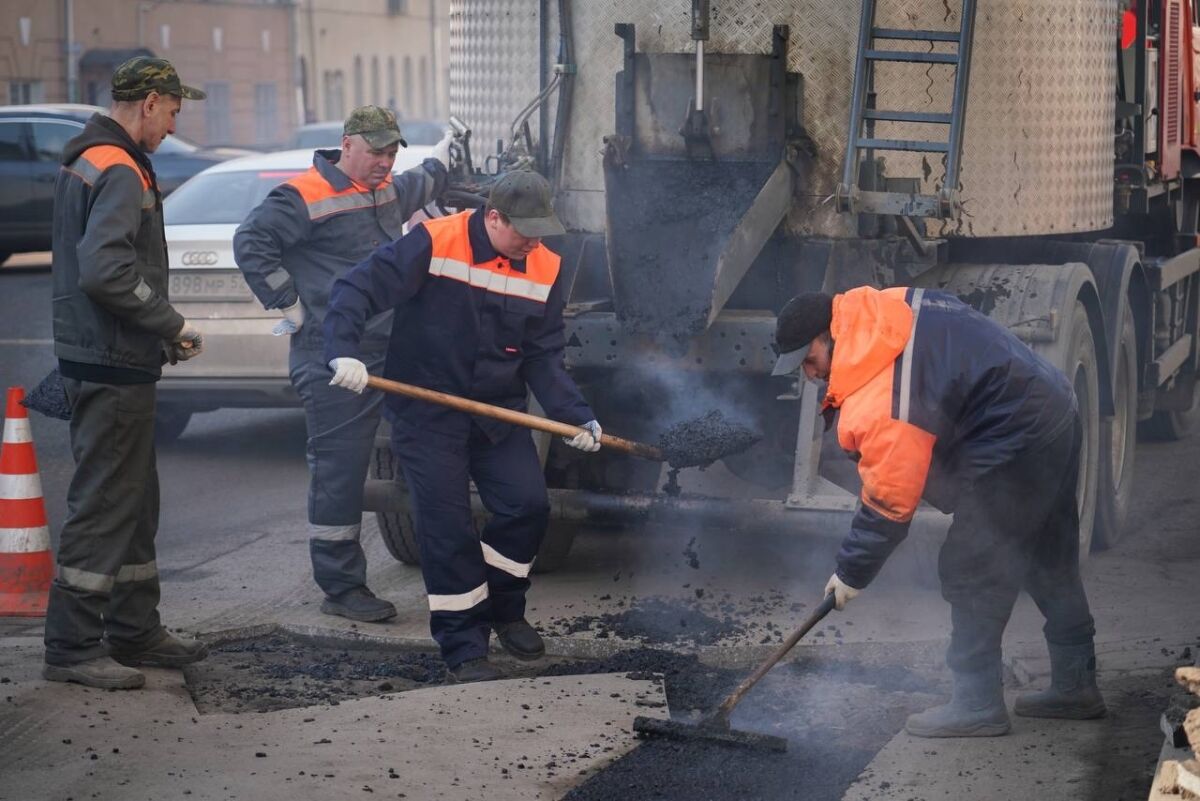 Более 300 млн рублей выделено на ямочный ремонт дорог в Нижнем Новгороде - фото 1